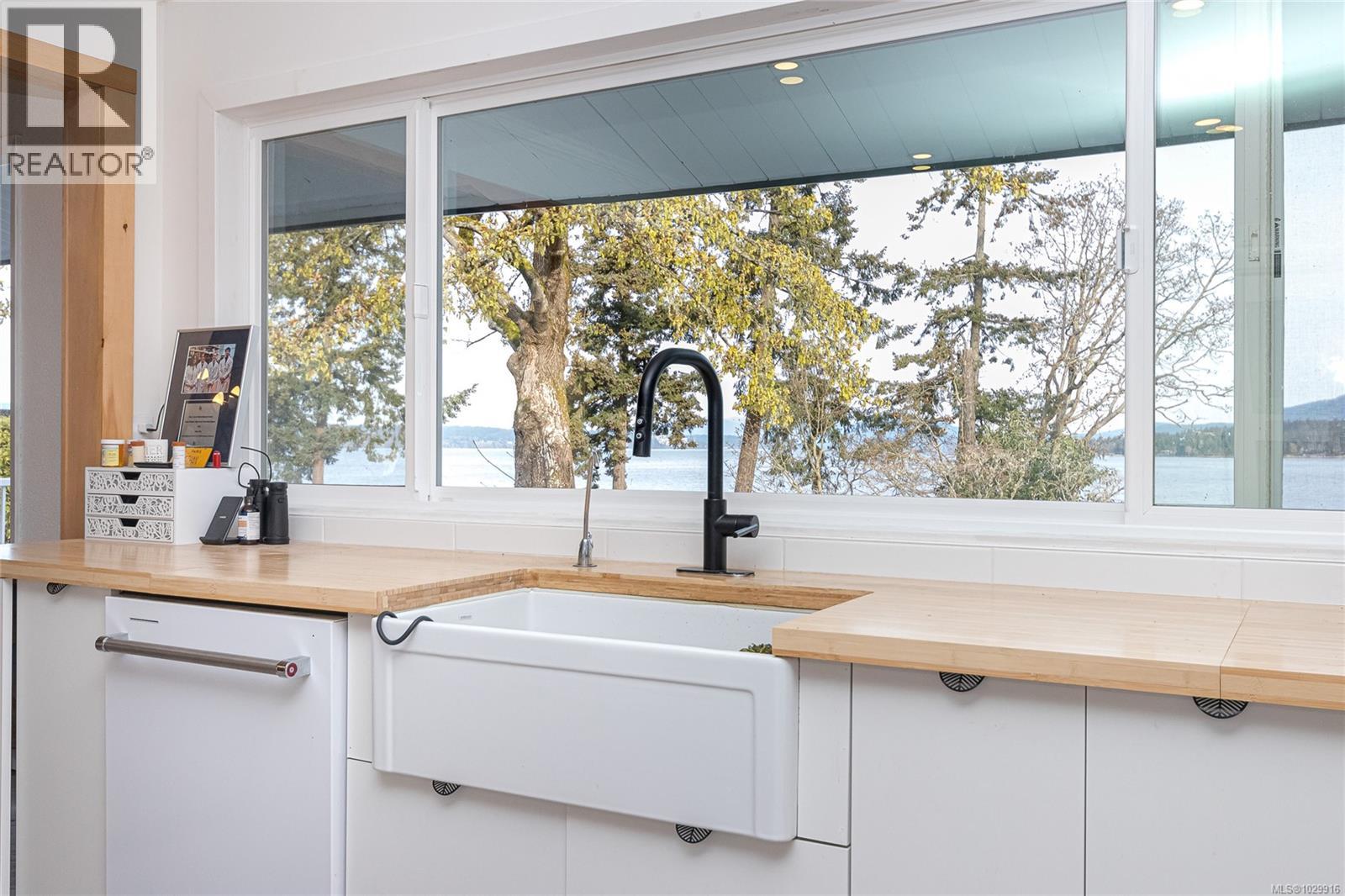 9760 Glynnwood Park Rd, North Saanich, British Columbia  V8L 5H4 - Photo 20 - 1029916