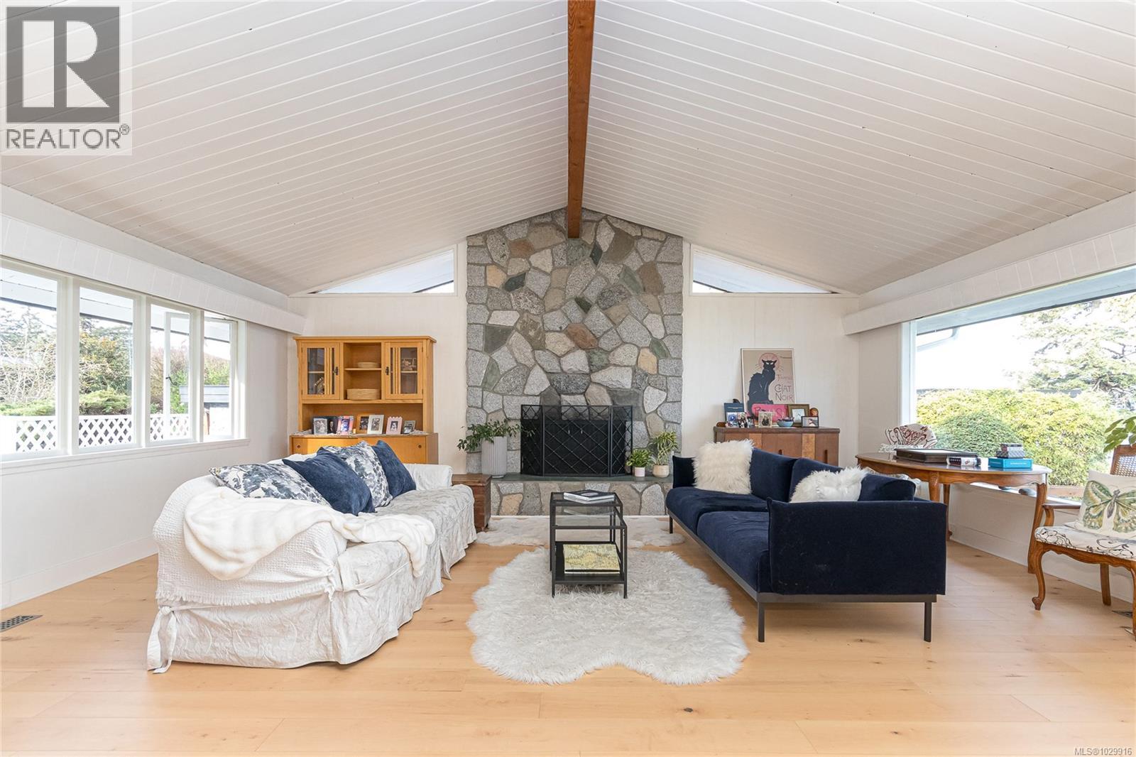 9760 Glynnwood Park Rd, North Saanich, British Columbia  V8L 5H4 - Photo 12 - 1029916