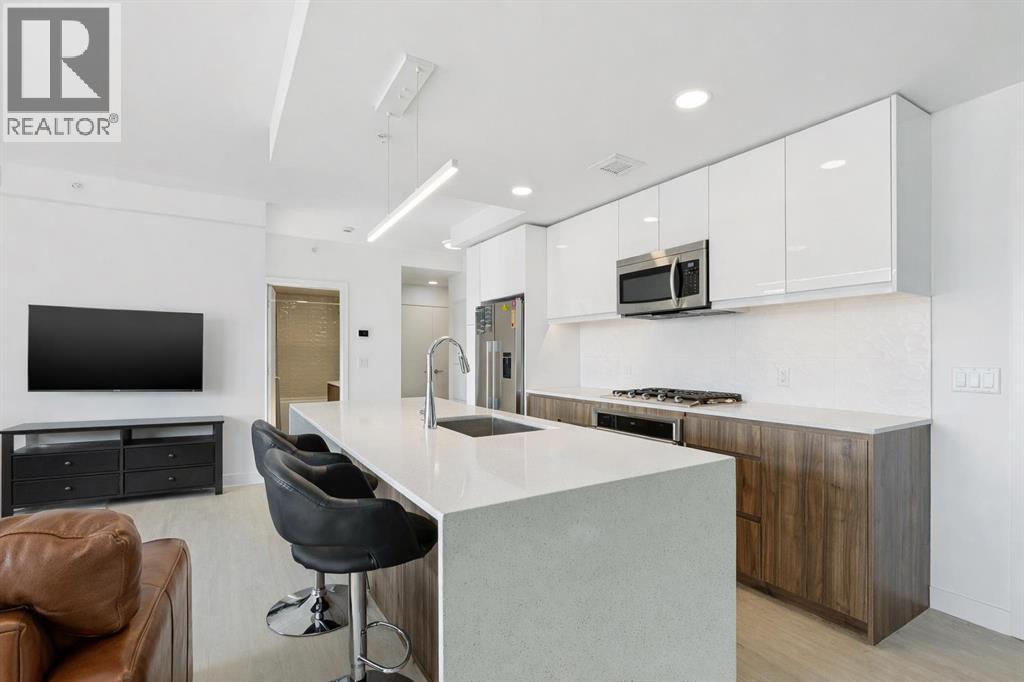 211, 327 9a Street Nw, Calgary, Alberta  T2N 1T7 - Photo 3 - A2298925