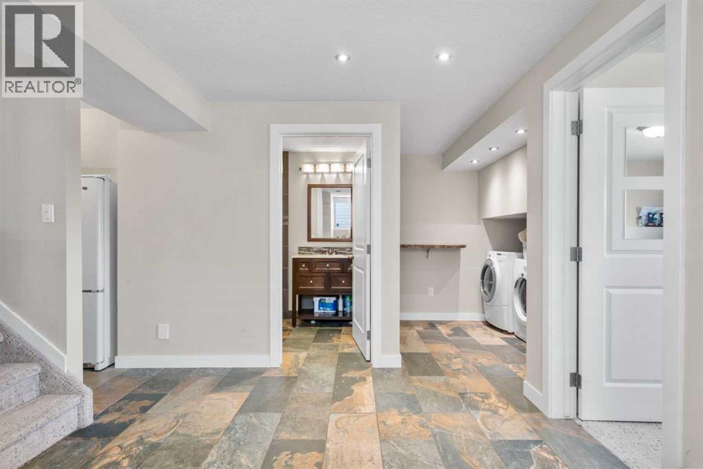 78 Hidden Spring Green Nw, Calgary, Alberta  T3A 5N1 - Photo 36 - A2299540