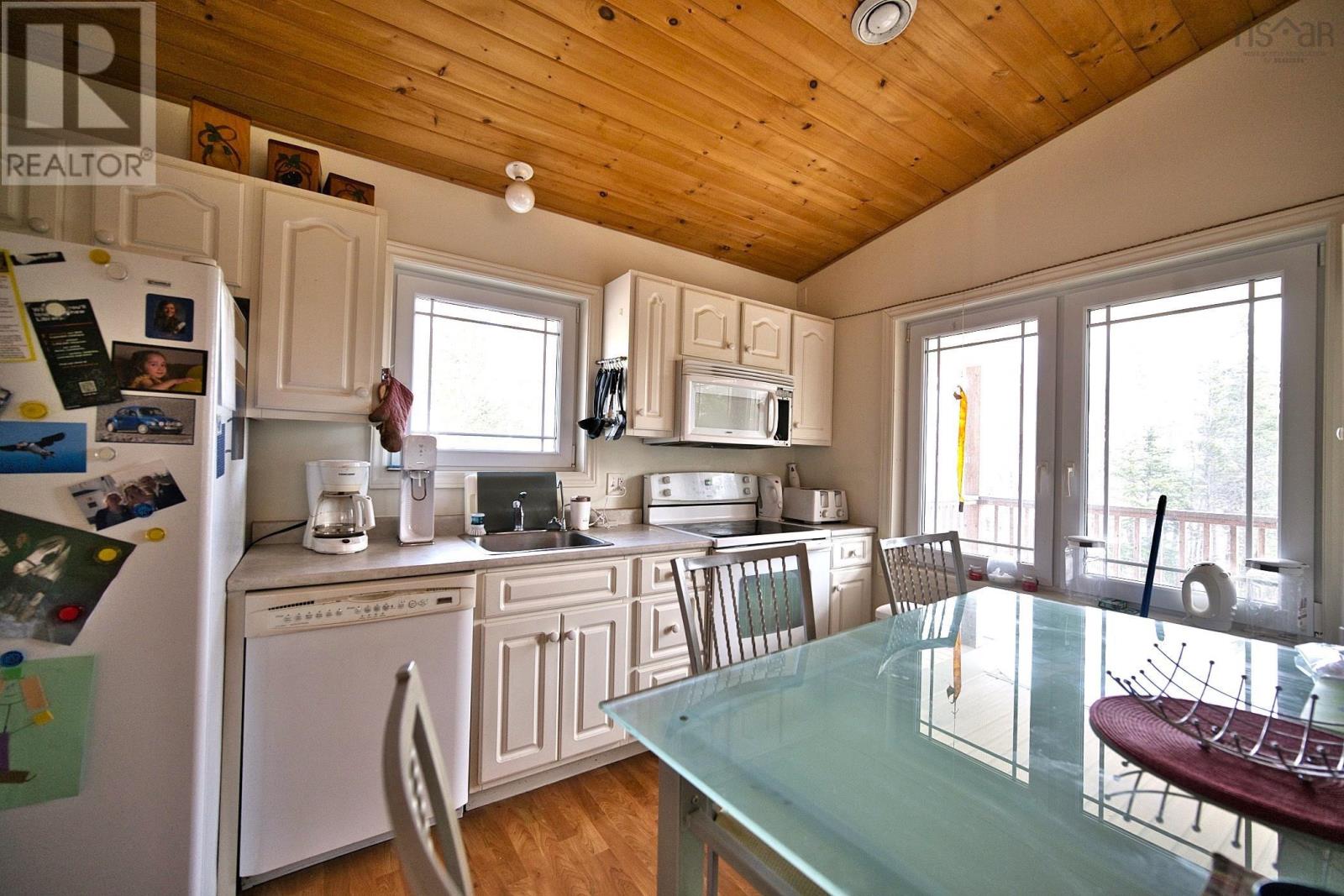 11 Kelly Lane, Walkerville, Nova Scotia B0E 1J0 - Photo 33 - 202607127