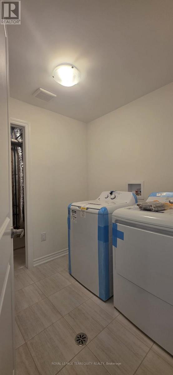 69 Hillcroft Way, Kawartha Lakes, Ontario  K0M 1A0 - Photo 9 - X12967488