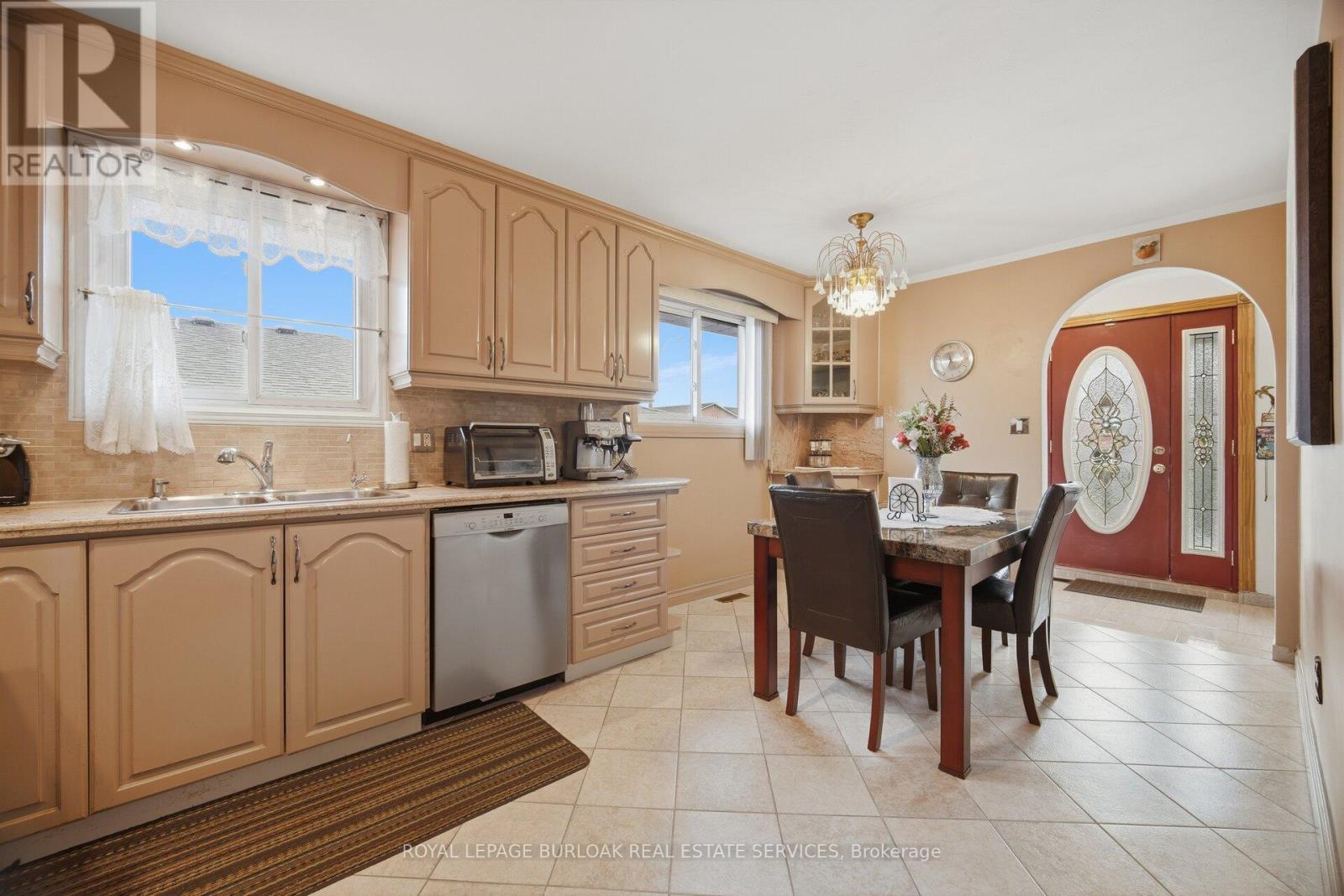 31 Summercrest Drive, Hamilton (Gershome), Ontario  L8K 6G5 - Photo 13 - X13012700