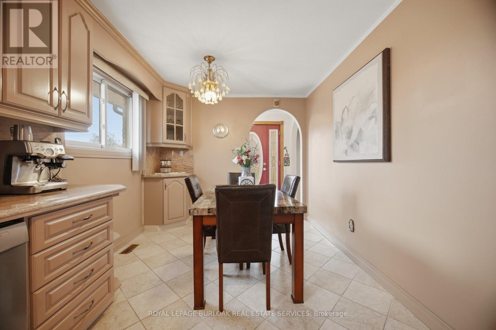 31 Summercrest Drive, Hamilton (Gershome), Ontario  L8K 6G5 - Photo 15 - X13012700