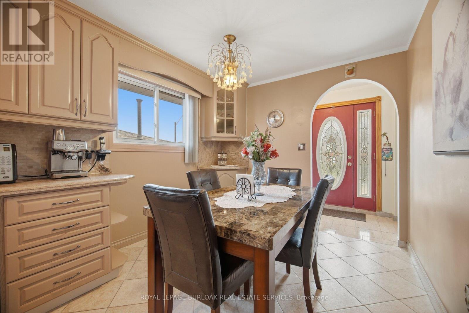 31 Summercrest Drive, Hamilton (Gershome), Ontario  L8K 6G5 - Photo 16 - X13012700