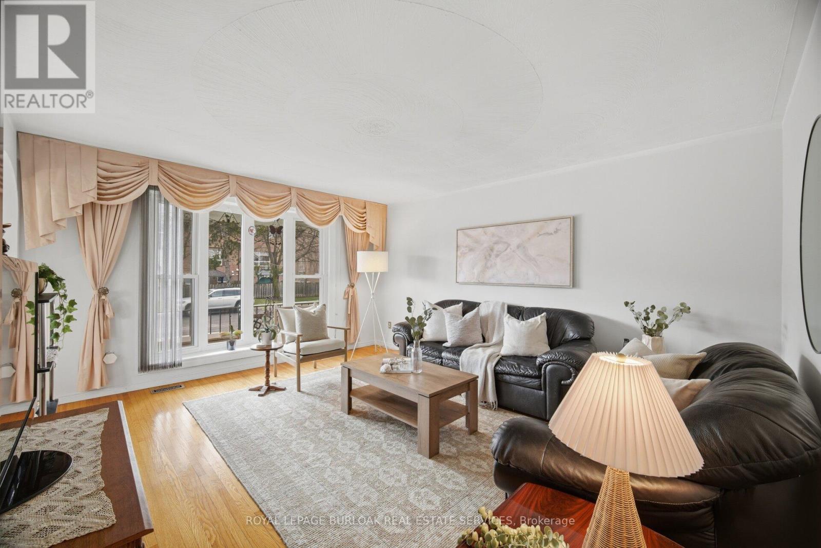 31 Summercrest Drive, Hamilton (Gershome), Ontario  L8K 6G5 - Photo 7 - X13012700