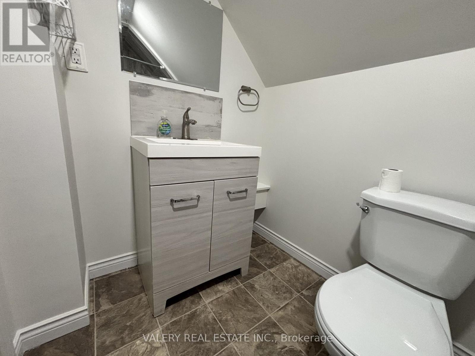 1 - 1091 Highland Ave Avenue, Windsor, Ontario  N9A 1R6 - Photo 6 - X13012762