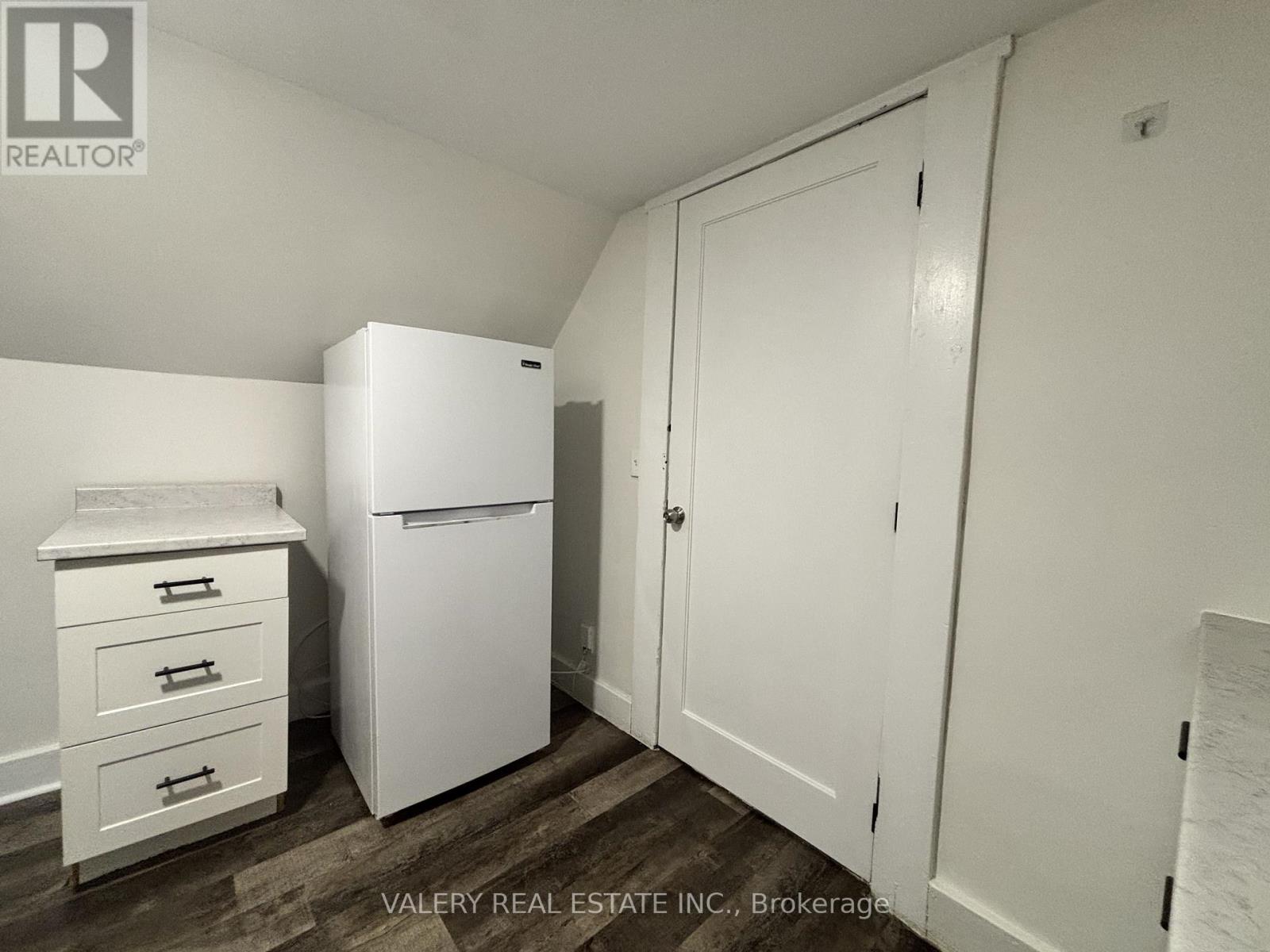 1 - 1091 Highland Ave Avenue, Windsor, Ontario  N9A 1R6 - Photo 8 - X13012762