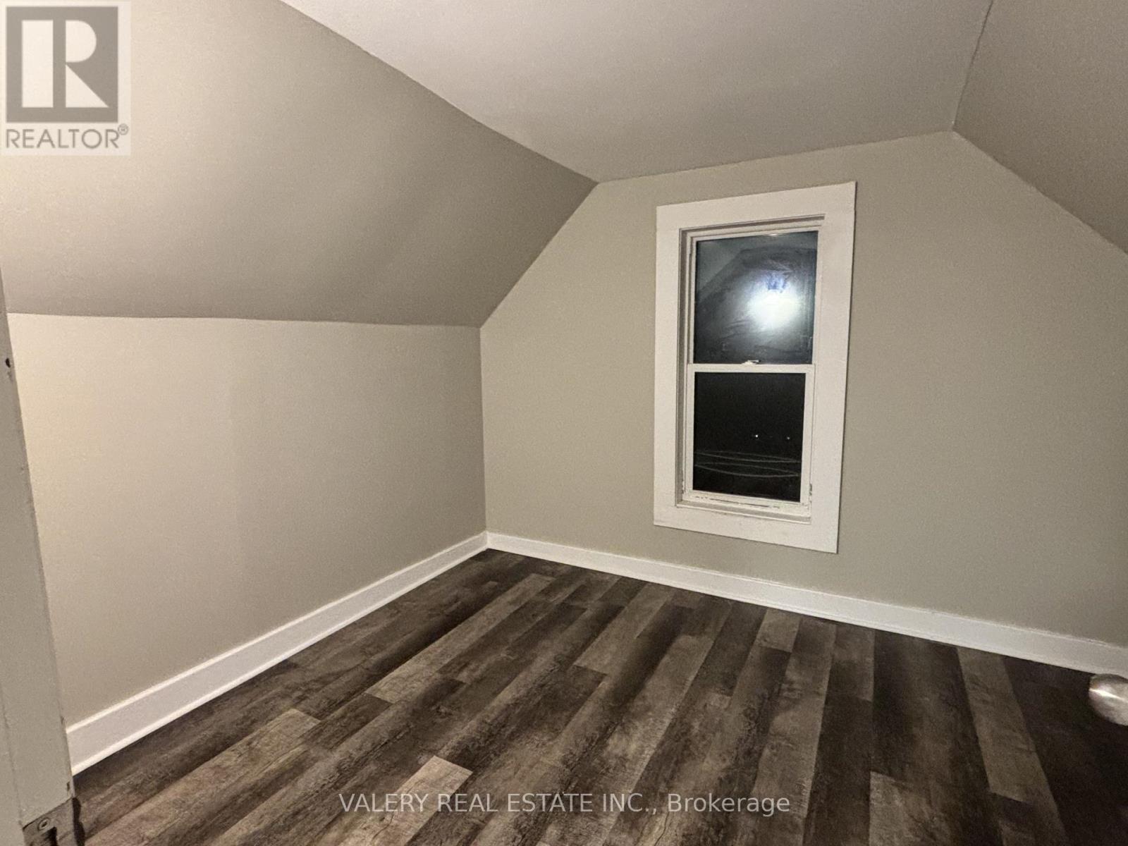 1 - 1091 Highland Ave Avenue, Windsor, Ontario  N9A 1R6 - Photo 9 - X13012762