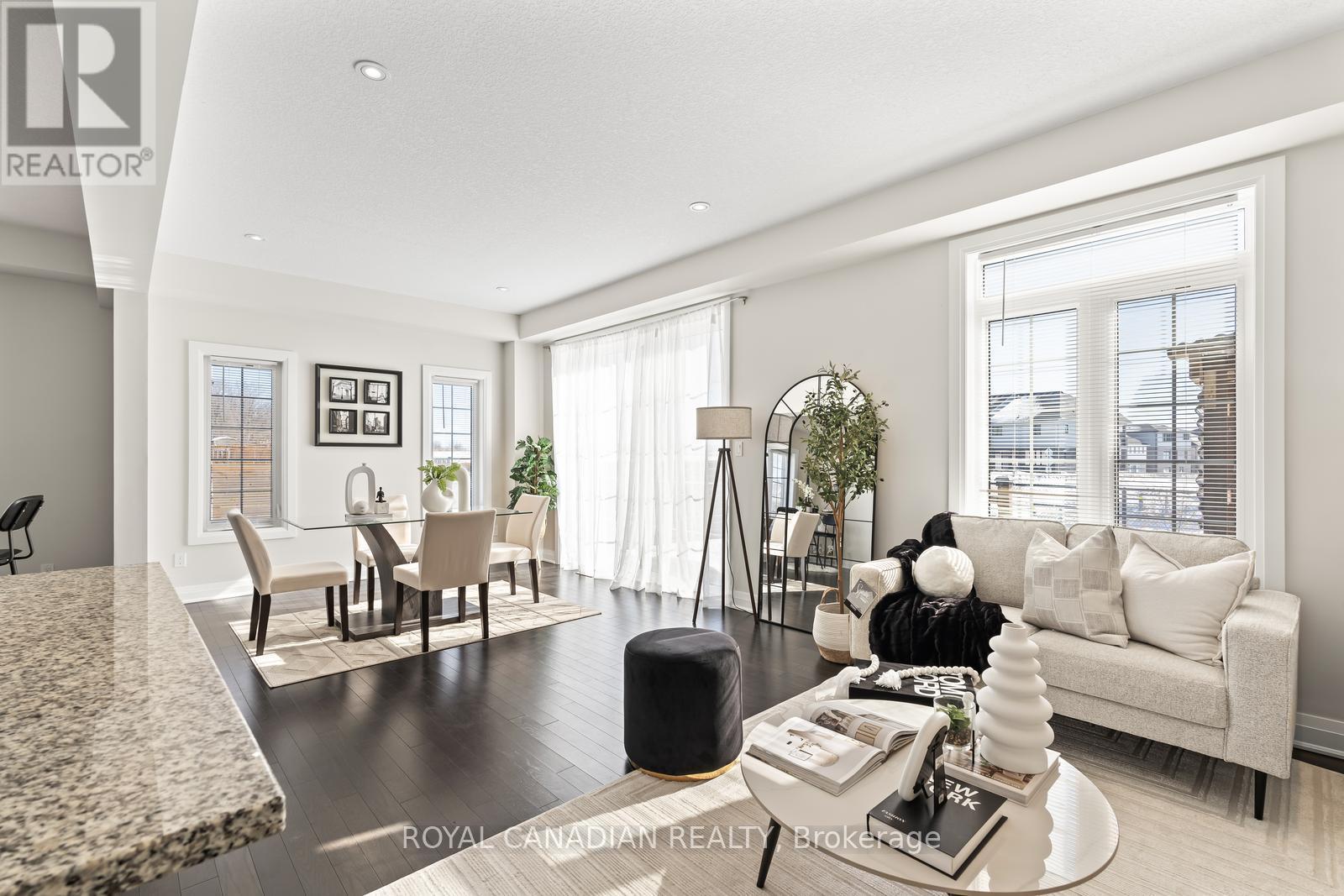 Upper - 301 Buttonbush Street, Waterloo, Ontario  N2V 0B2 - Photo 11 - X13012764