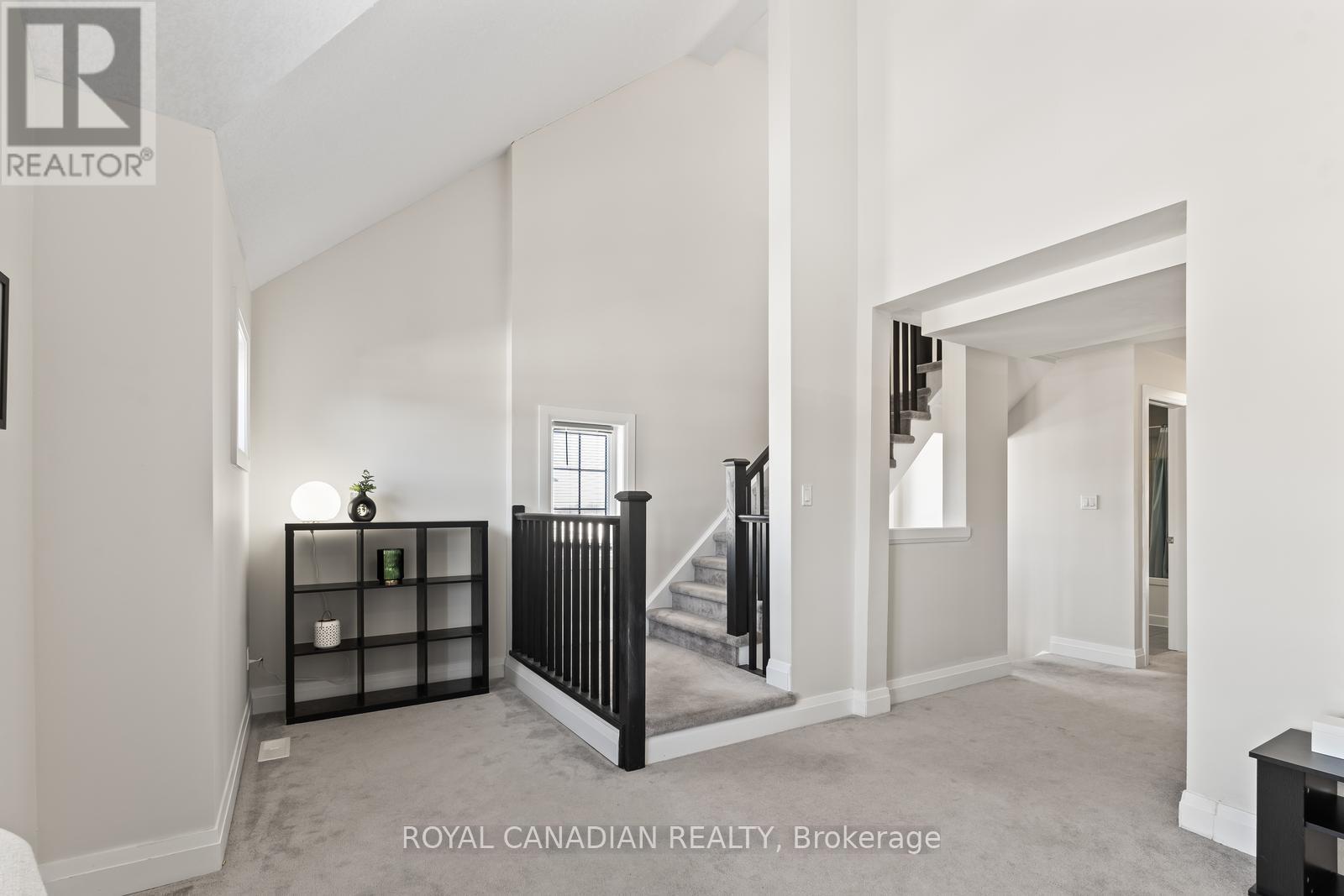 Upper - 301 Buttonbush Street, Waterloo, Ontario  N2V 0B2 - Photo 22 - X13012764