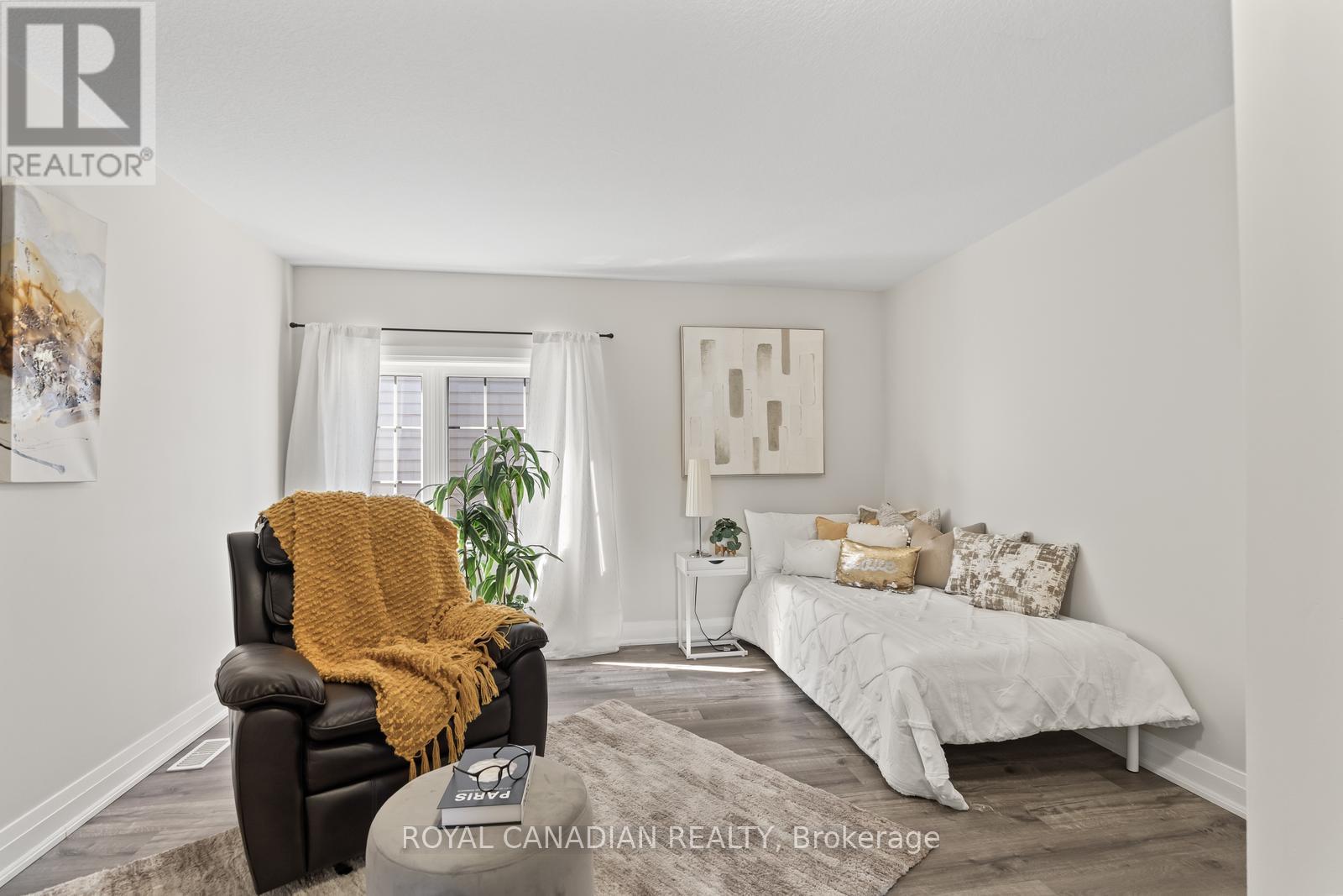 Upper - 301 Buttonbush Street, Waterloo, Ontario  N2V 0B2 - Photo 37 - X13012764