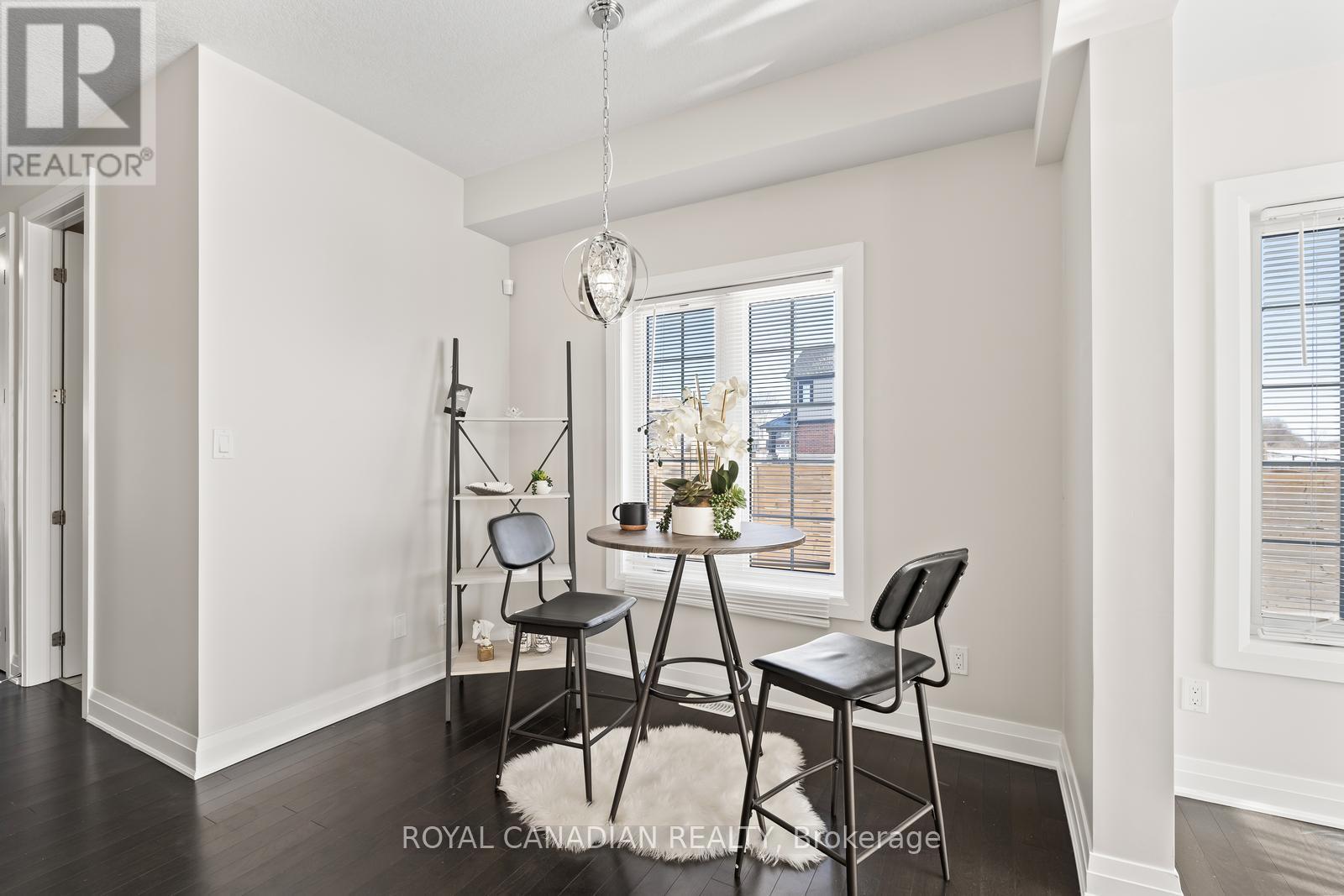 Upper - 301 Buttonbush Street, Waterloo, Ontario  N2V 0B2 - Photo 6 - X13012764