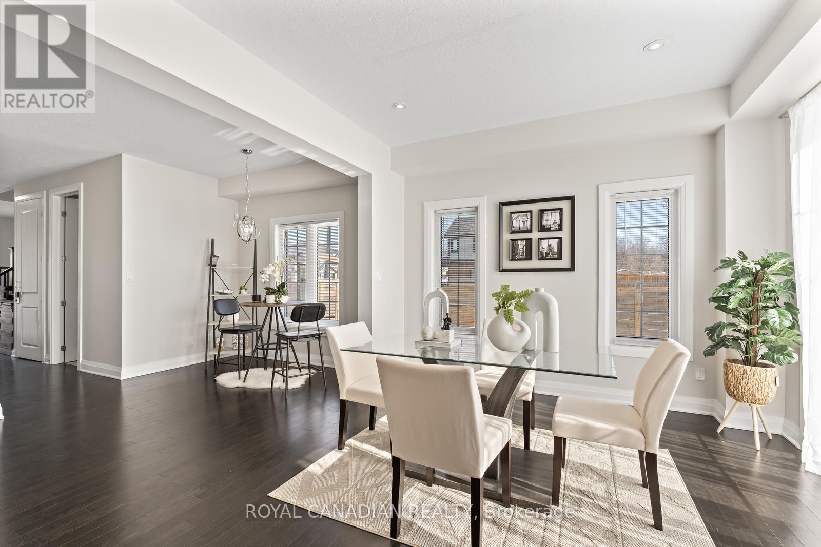 Upper - 301 Buttonbush Street, Waterloo, Ontario  N2V 0B2 - Photo 8 - X13012764