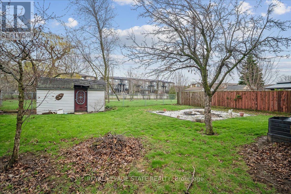 5 Herbert Court, Hamilton (Lakeshore), Ontario  L8E 5A7 - Photo 22 - X13012786