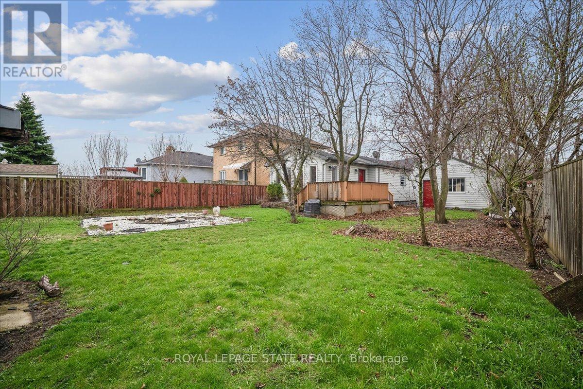 5 Herbert Court, Hamilton (Lakeshore), Ontario  L8E 5A7 - Photo 23 - X13012786