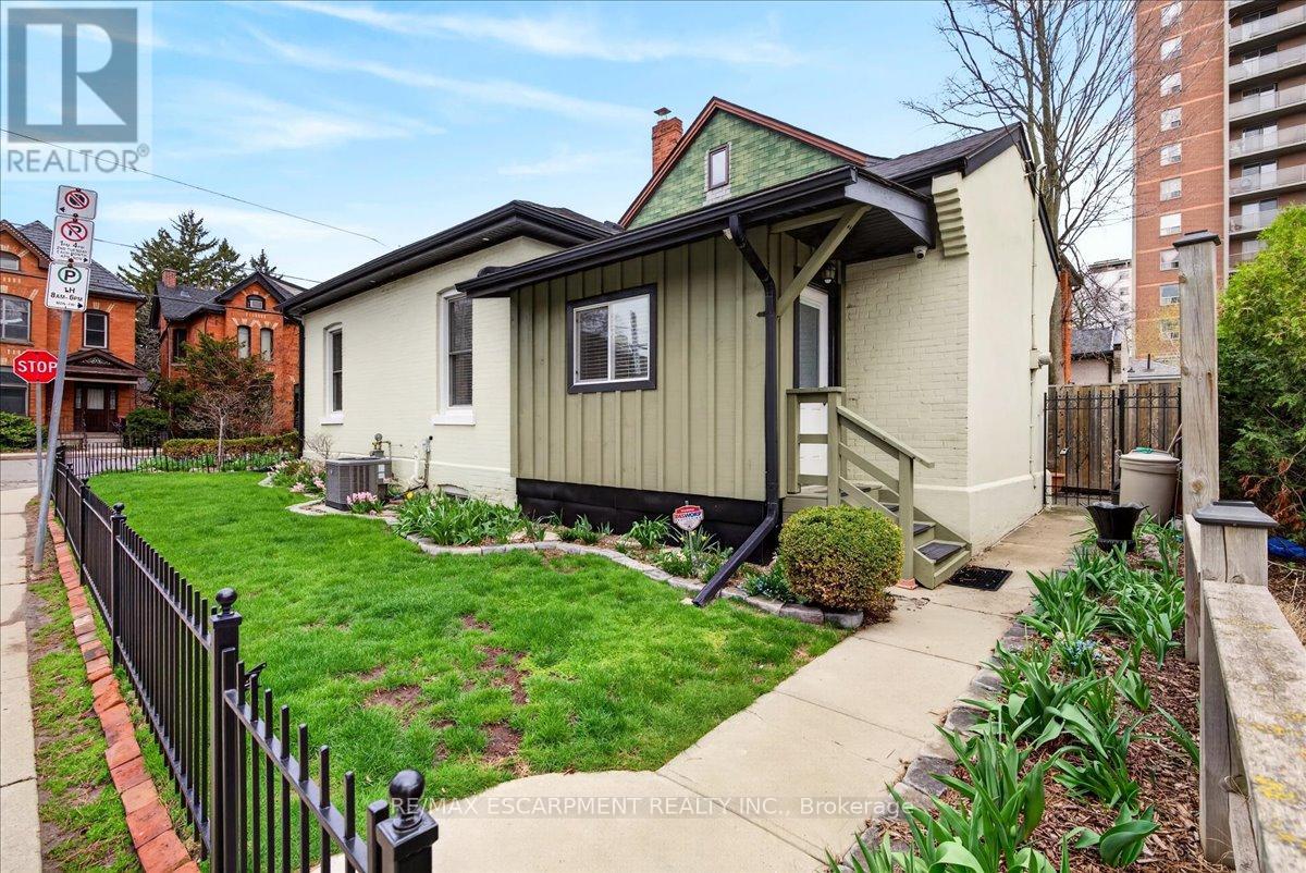 139 Queen Street S, Hamilton (Durand), Ontario  L8P 3S3 - Photo 36 - X13012796