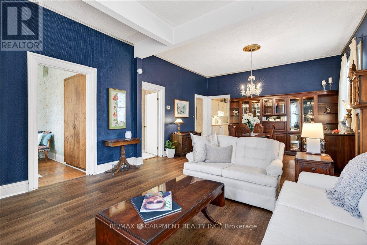 139 Queen Street S, Hamilton (Durand), Ontario  L8P 3S3 - Photo 8 - X13012796