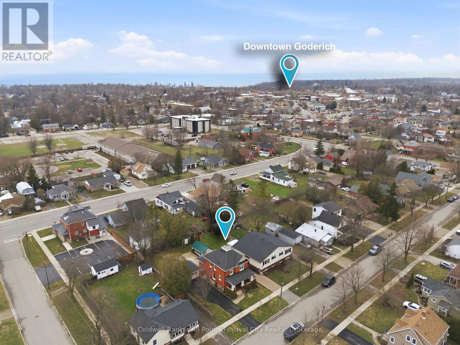 164 Palmerston Street, Goderich, Ontario  N7A 3E8 - Photo 3 - X12994654