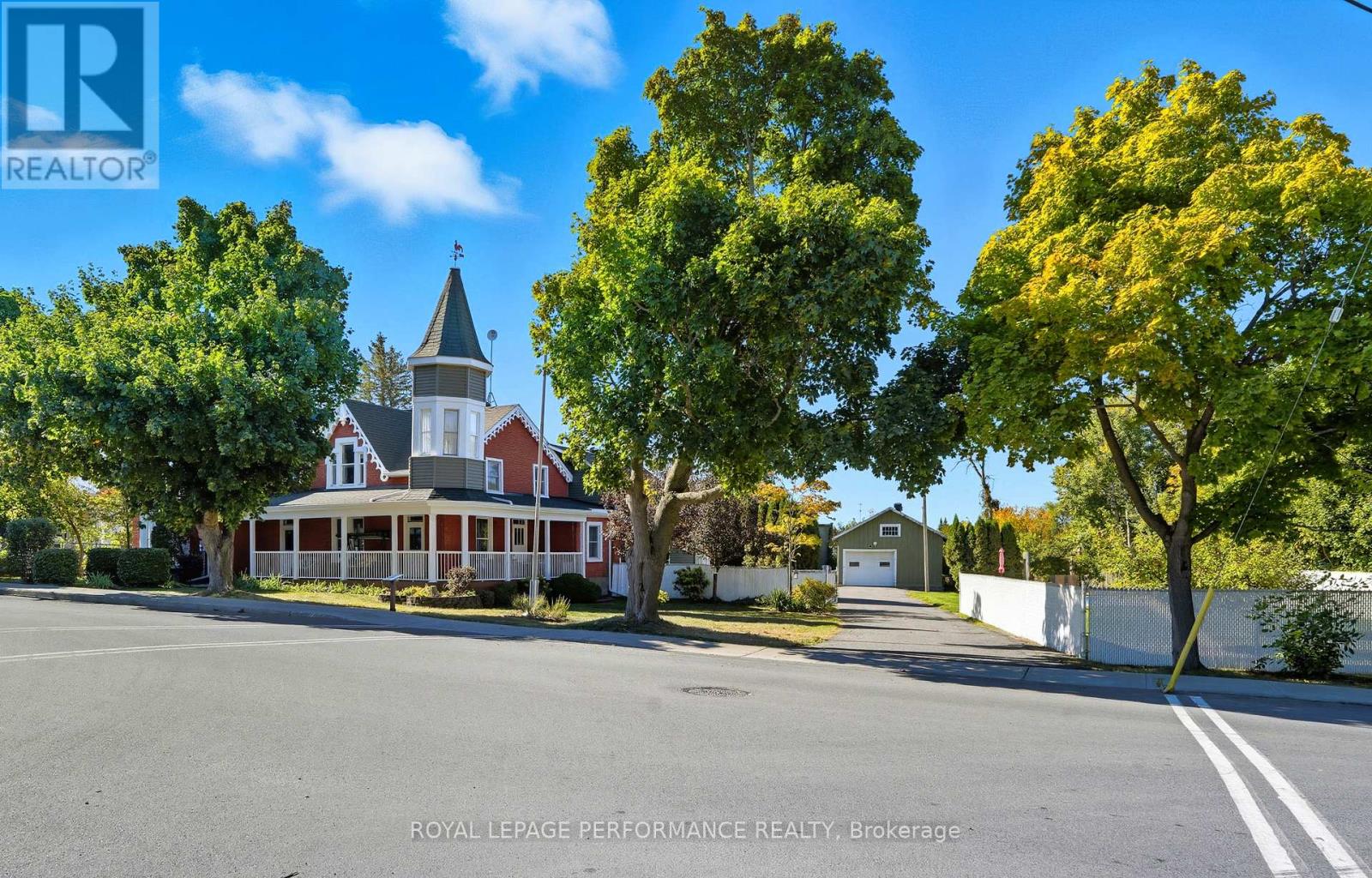 8 JOHN STREET, Champlain, Ontario