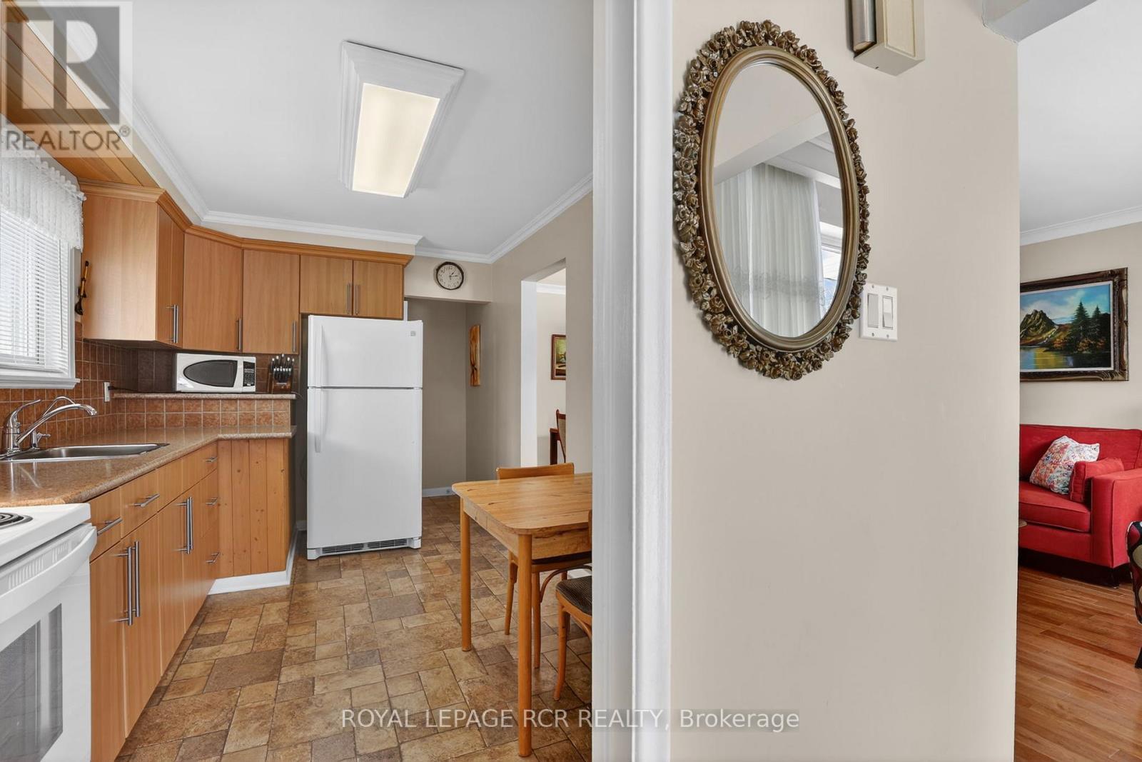 6 Ailsa Craig Court, Toronto, Ontario  M2R 2B8 - Photo 7 - C12902474