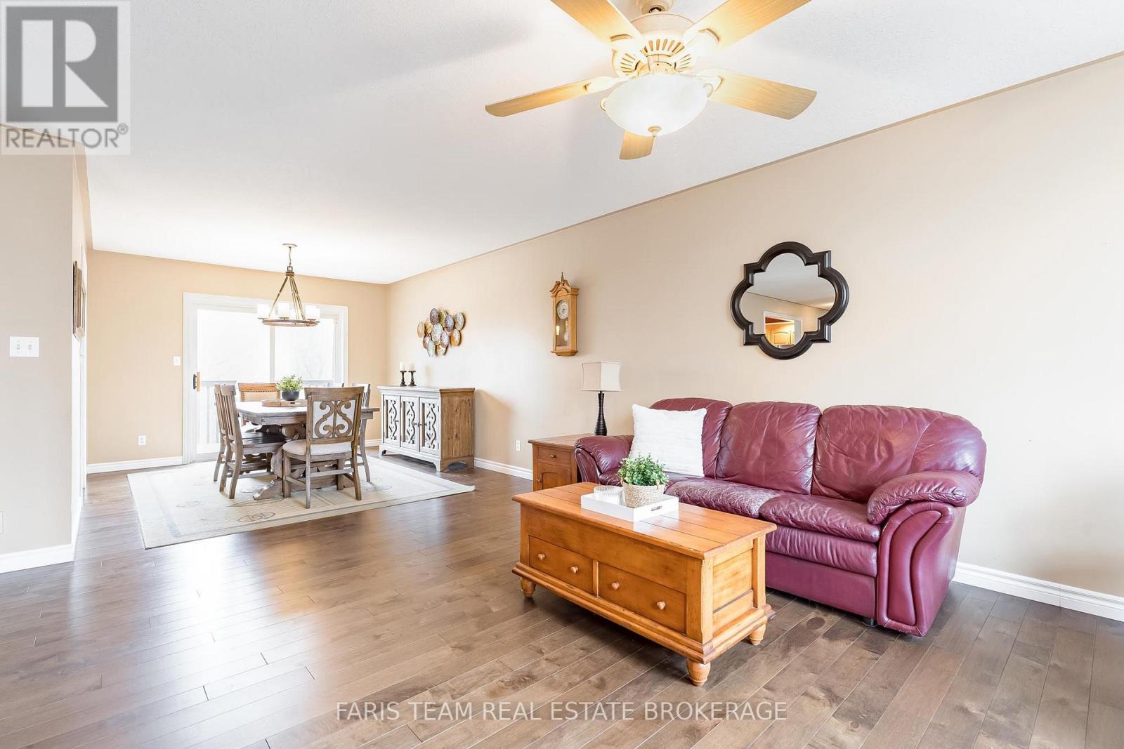 704 Trinity Street, Innisfil, Ontario  L9S 2G8 - Photo 15 - N12951320