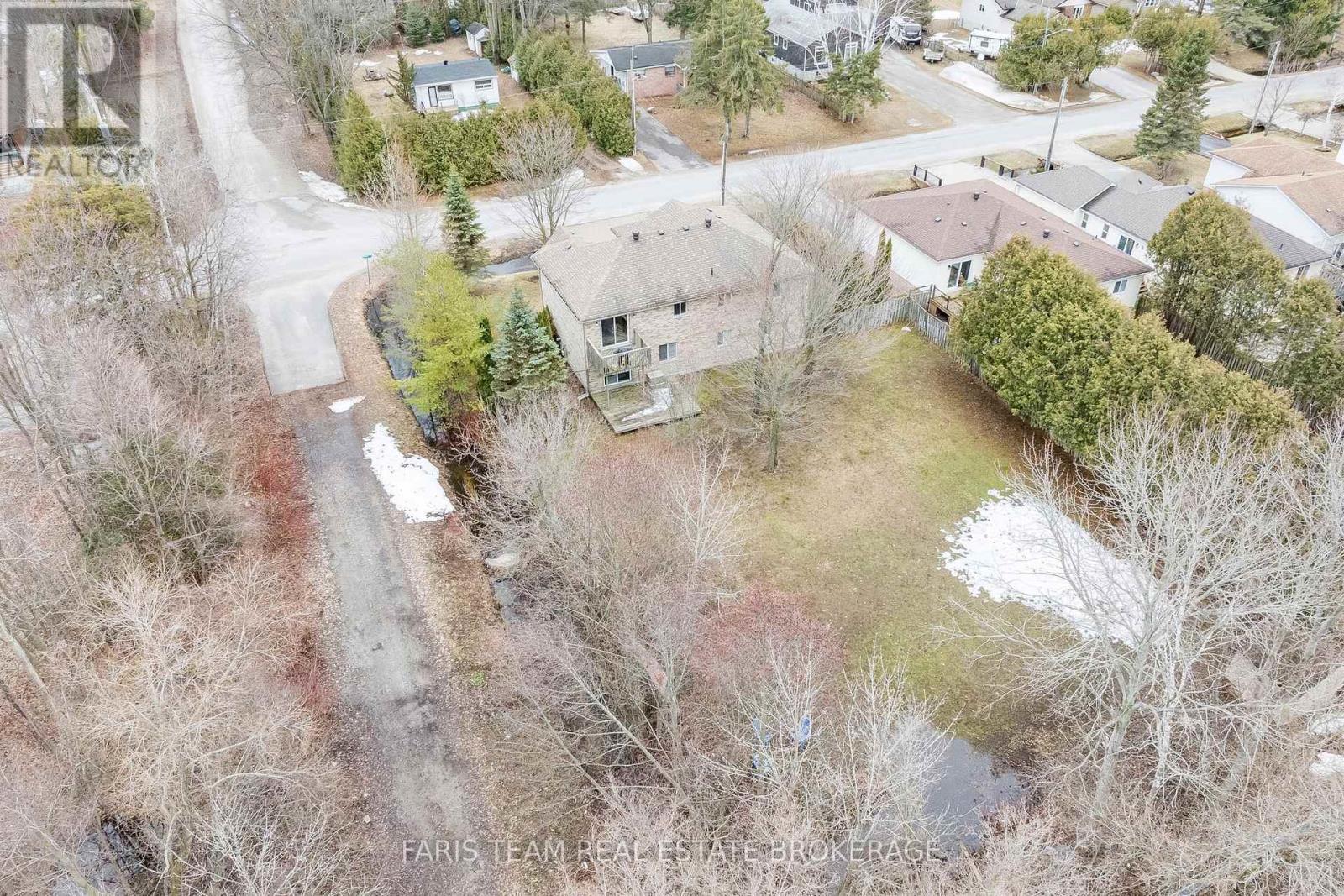 704 Trinity Street, Innisfil, Ontario  L9S 2G8 - Photo 40 - N12951320