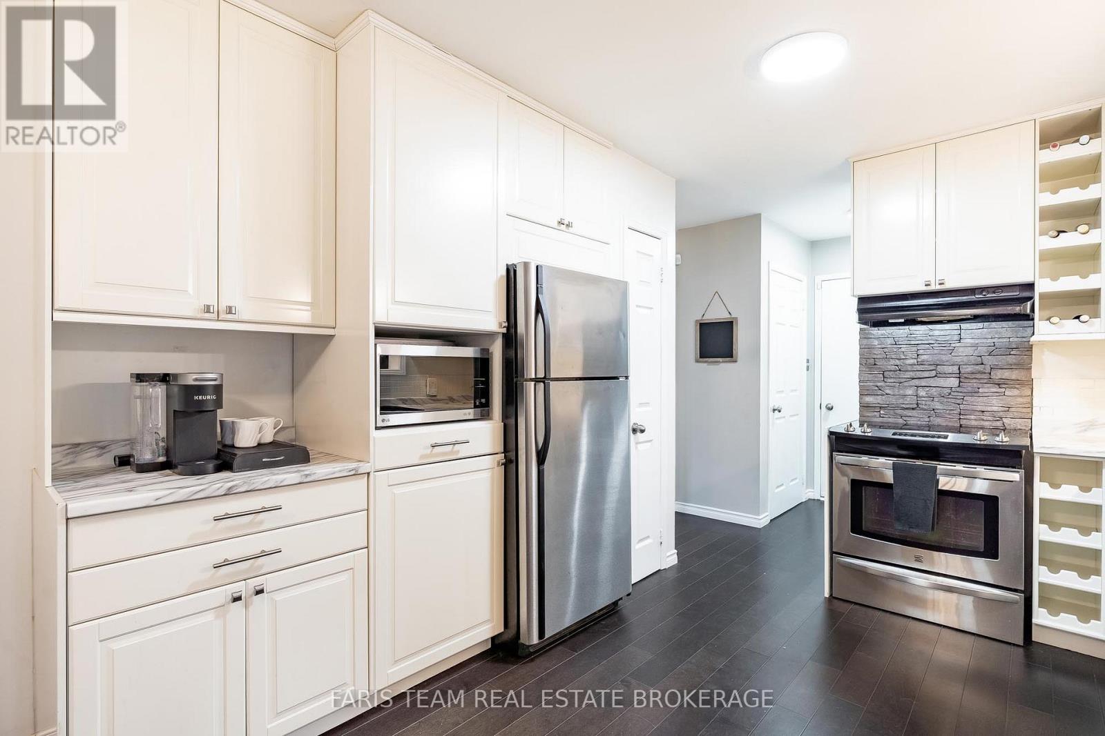 44 Regent Street, Kawartha Lakes, Ontario  K9V 3V2 - Photo 8 - X12949078