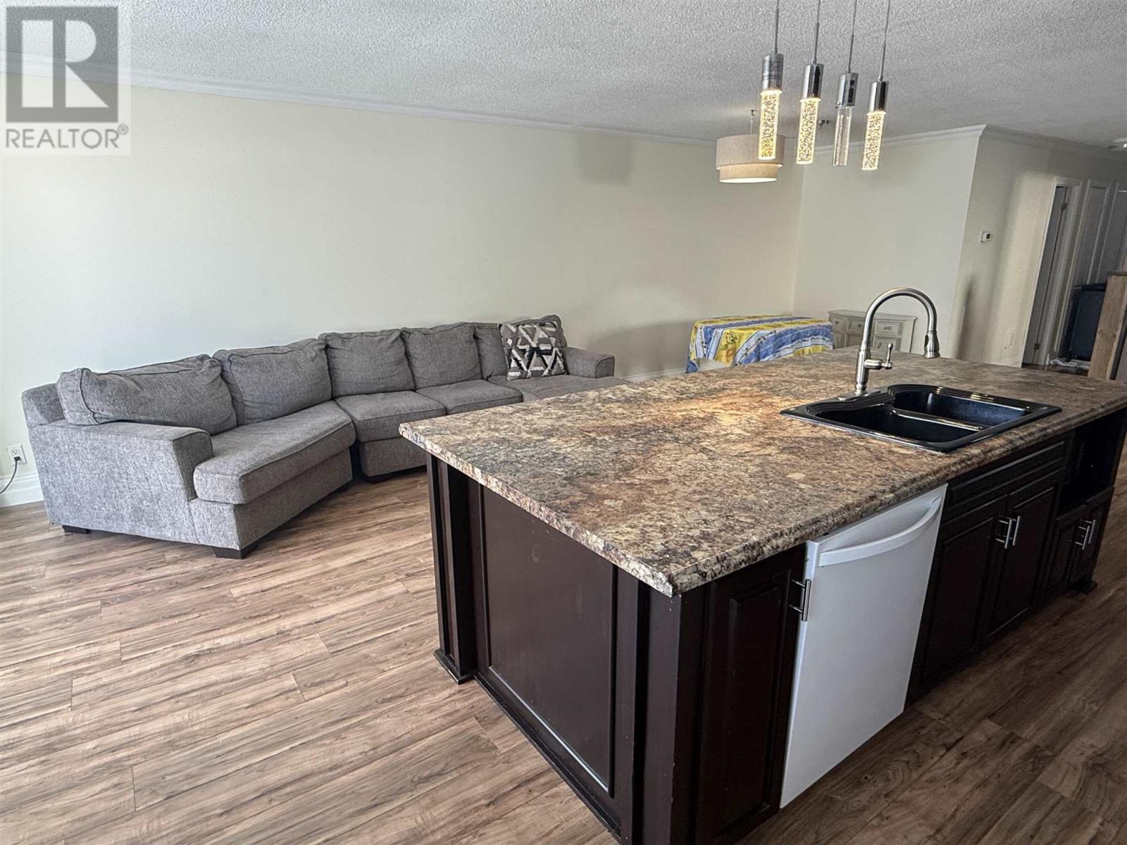 104 Taylor Blvd, Elliot Lake, Ontario  P5A 3K2 - Photo 14 - SM260533