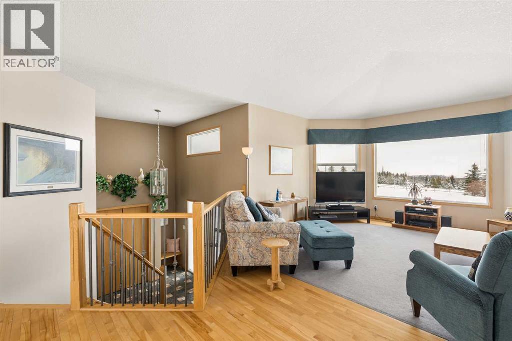 59 Gray Way, Rural Rocky View County, Alberta  T3R 1K7 - Photo 4 - A2301863