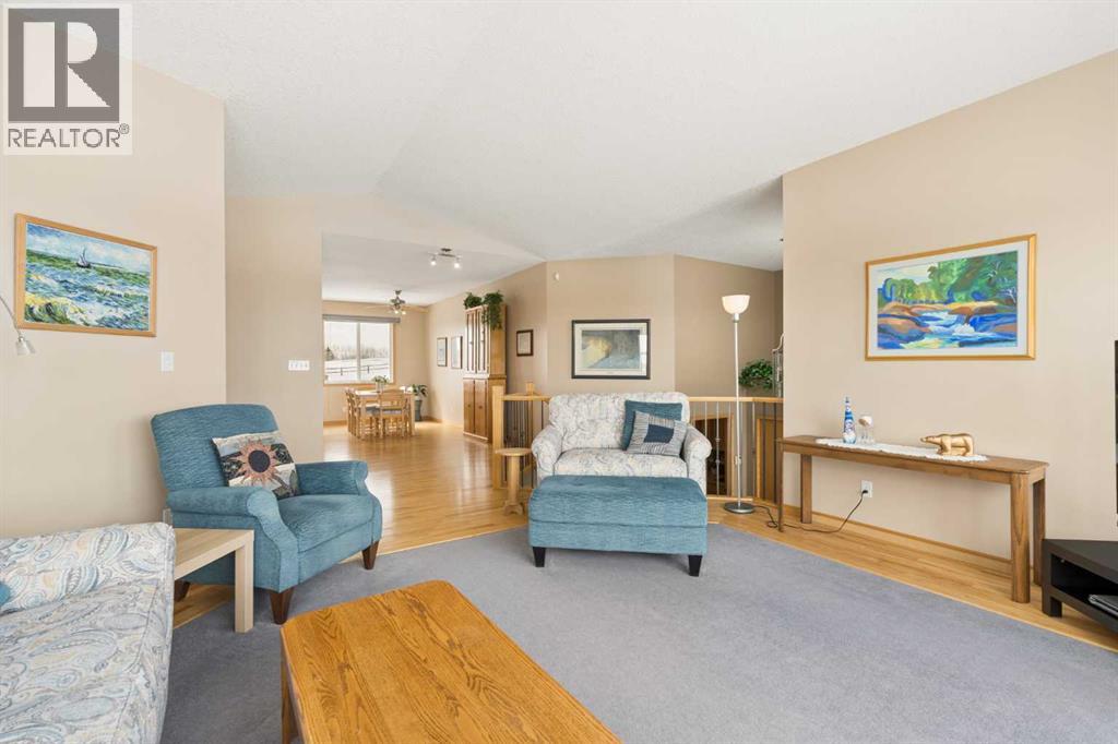 59 Gray Way, Rural Rocky View County, Alberta  T3R 1K7 - Photo 5 - A2301863