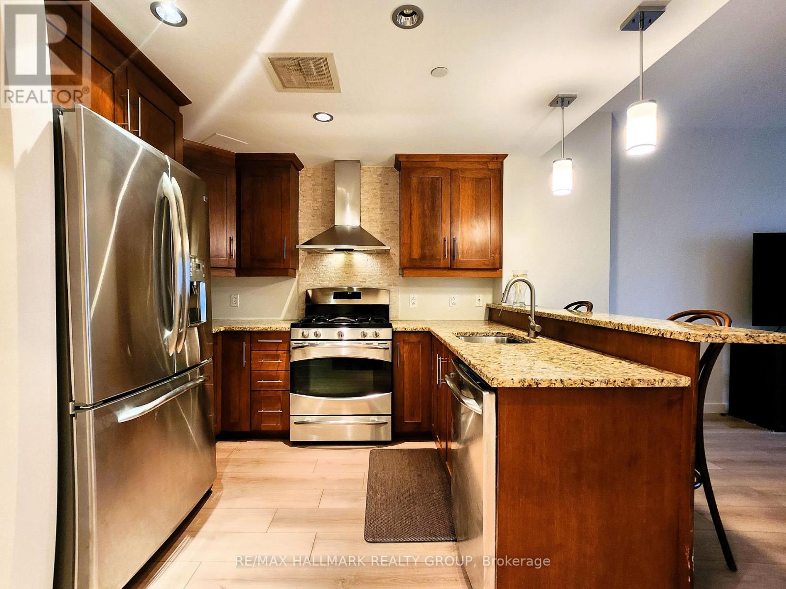 704 - 90 George Street, Ottawa, Ontario  K1N 0A8 - Photo 7 - X12953578