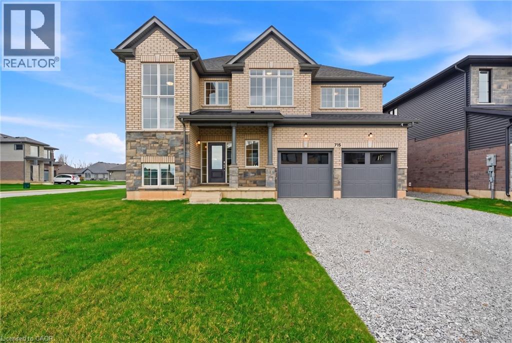 778 Bradford Avenue, Fort Erie, Ontario  L2A 0H3 - Photo 2 - 40821910