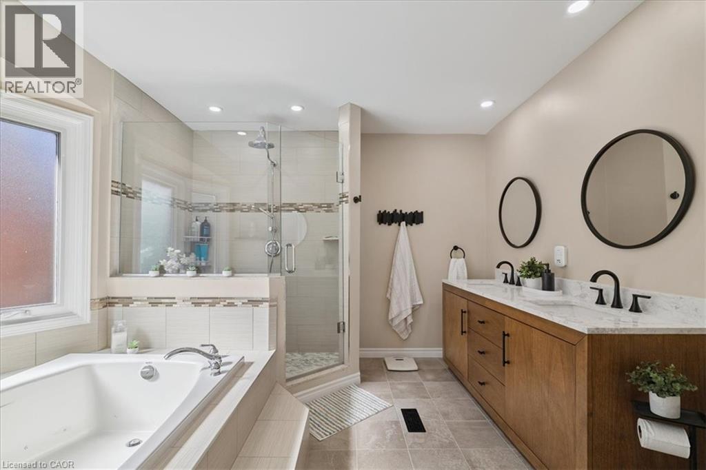 44 Sunvale Place, Stoney Creek, Ontario  L8E 4Z7 - Photo 30 - 40821859