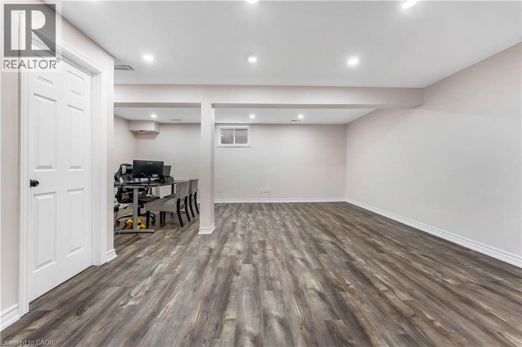 142 Dubrick Crescent, Kitchener, Ontario  N2E 4G3 - Photo 33 - 40821132