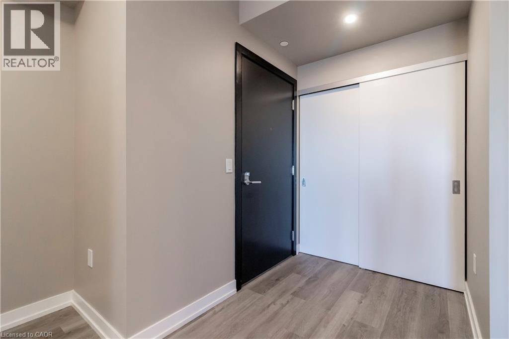 15 Wellington Street Unit# 2301, Kitchener, Ontario  N2G 0E4 - Photo 12 - 40820132