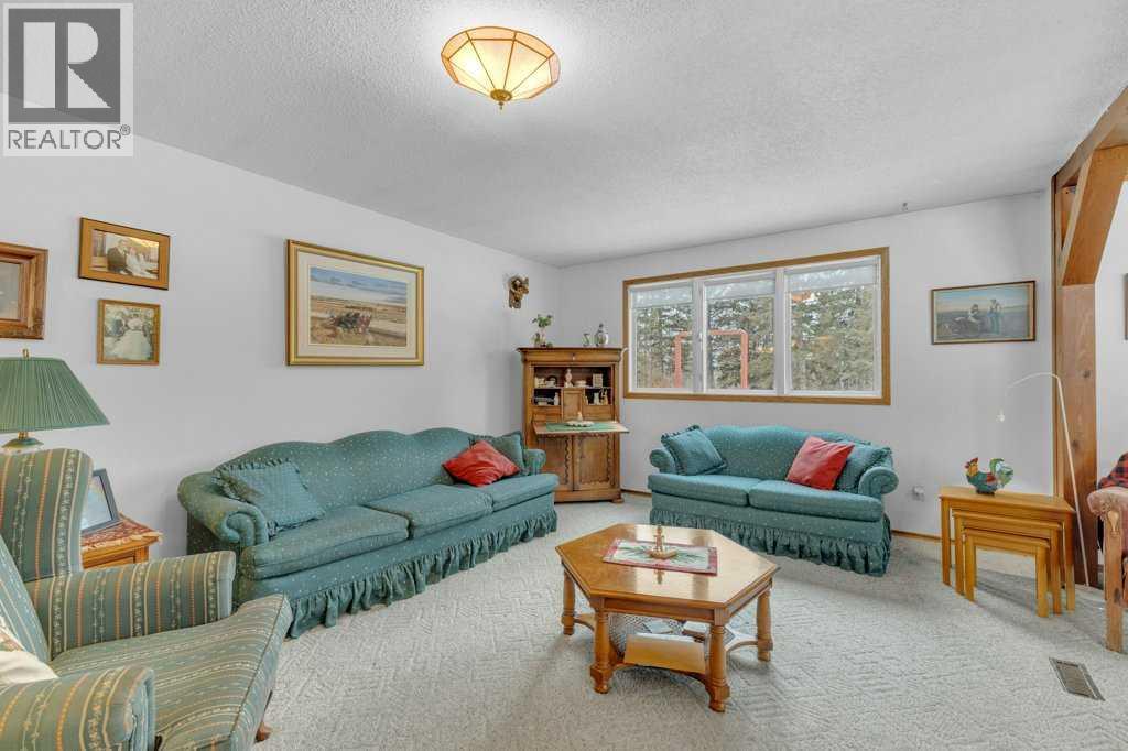 425016 Range Road 250, Rural Ponoka County, Alberta  T4J 1R4 - Photo 12 - A2295965