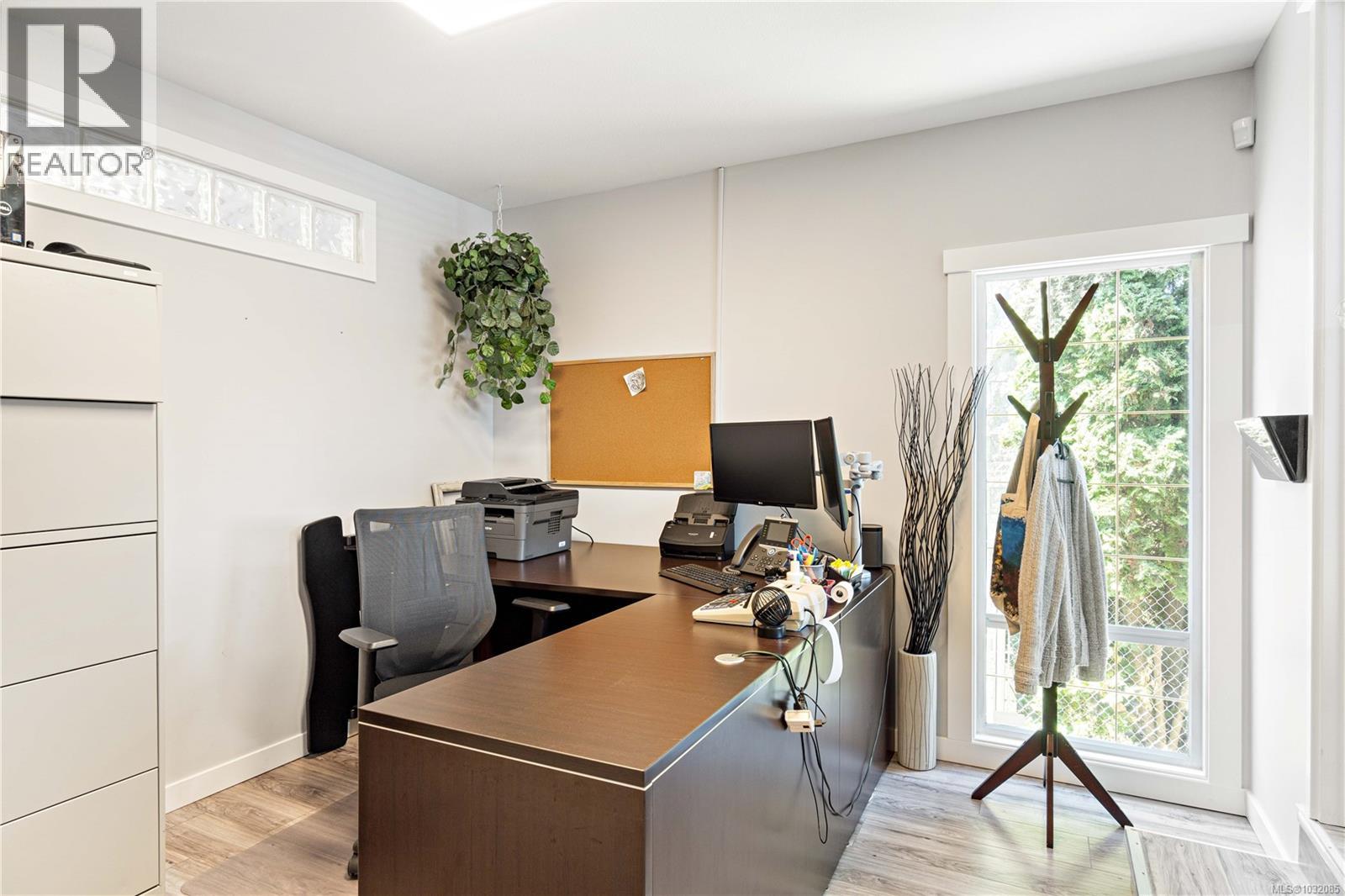 145 Hirst Ave, Parksville, British Columbia  V9P 2E9 - Photo 11 - 1032085