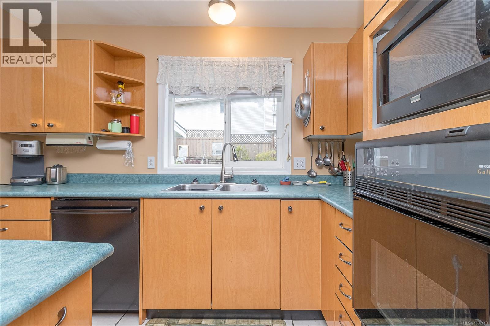 8008 Glenhurst Dr N, Crofton, British Columbia  V0R 1R0 - Photo 11 - 1032113