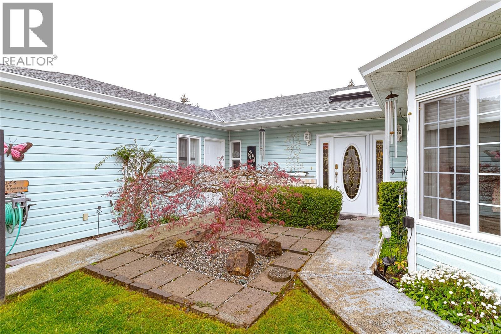 8008 Glenhurst Dr N, Crofton, British Columbia  V0R 1R0 - Photo 2 - 1032113