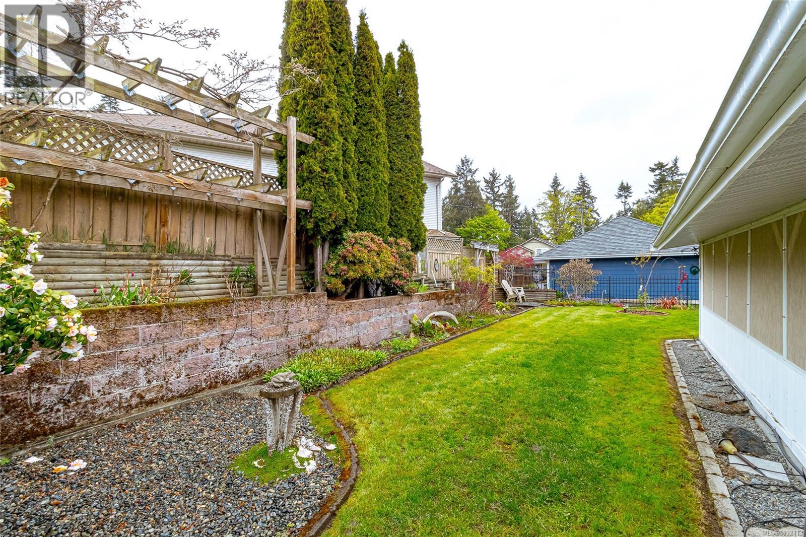 8008 Glenhurst Dr N, Crofton, British Columbia  V0R 1R0 - Photo 23 - 1032113