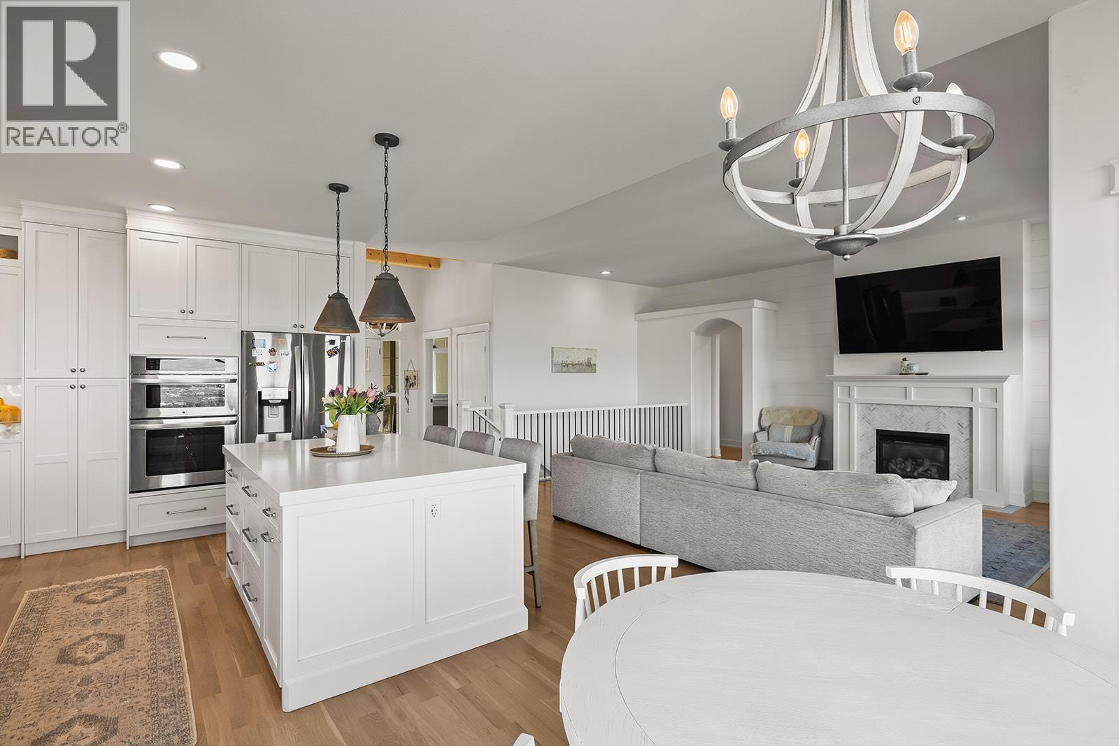 629 Almandine Court, Kelowna, British Columbia  V1W 4Z5 - Photo 13 - 10373724