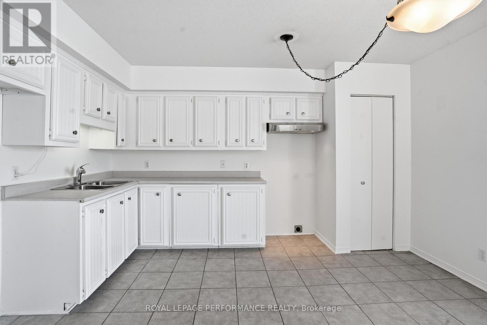 112 - 1101 Clement Street, Hawkesbury, Ontario  K6A 3P1 - Photo 15 - X12809654