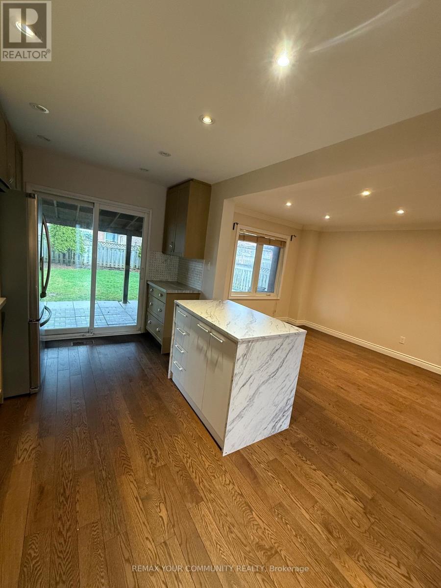 81 Waterfall Road, Vaughan, Ontario  L4L 5B3 - Photo 7 - N12946542