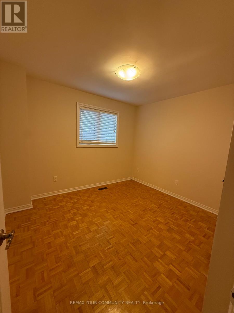 81 Waterfall Road, Vaughan, Ontario  L4L 5B3 - Photo 11 - N12946542