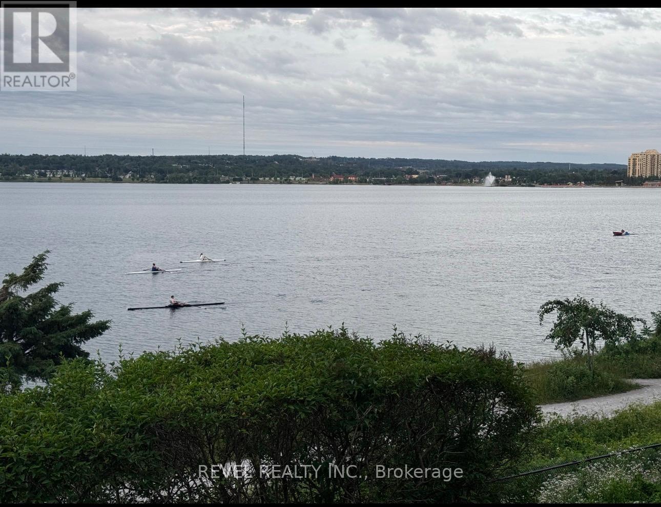 304 - 21 Kempenfelt Drive, Barrie, Ontario  L4M 1B8 - Photo 36 - S12979662