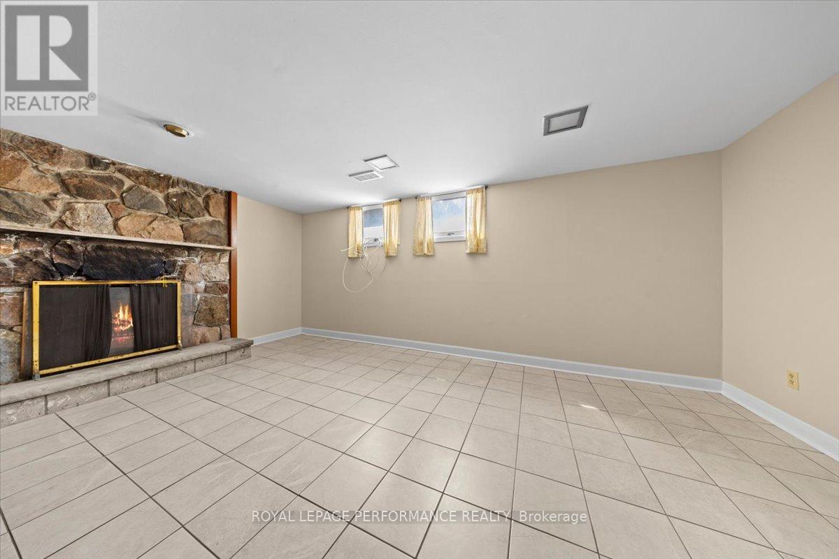 2212 St Laurent Boulevard, Ottawa, Ontario  K1G 1B2 - Photo 19 - X12927430