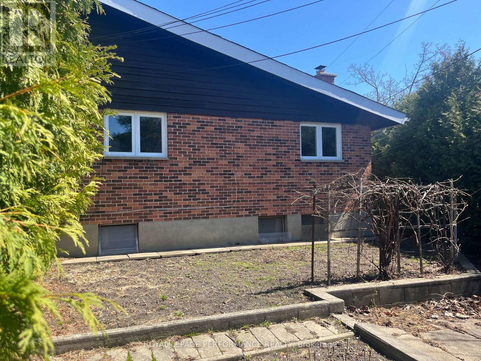 2212 St Laurent Boulevard, Ottawa, Ontario  K1G 1B2 - Photo 25 - X12927430