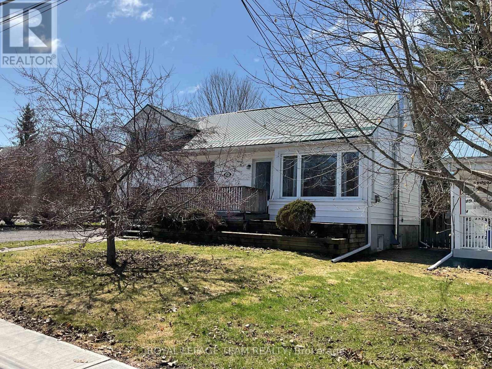 294 St George Street, Mississippi Mills, Ontario  K0A 1A0 - Photo 2 - X12948958