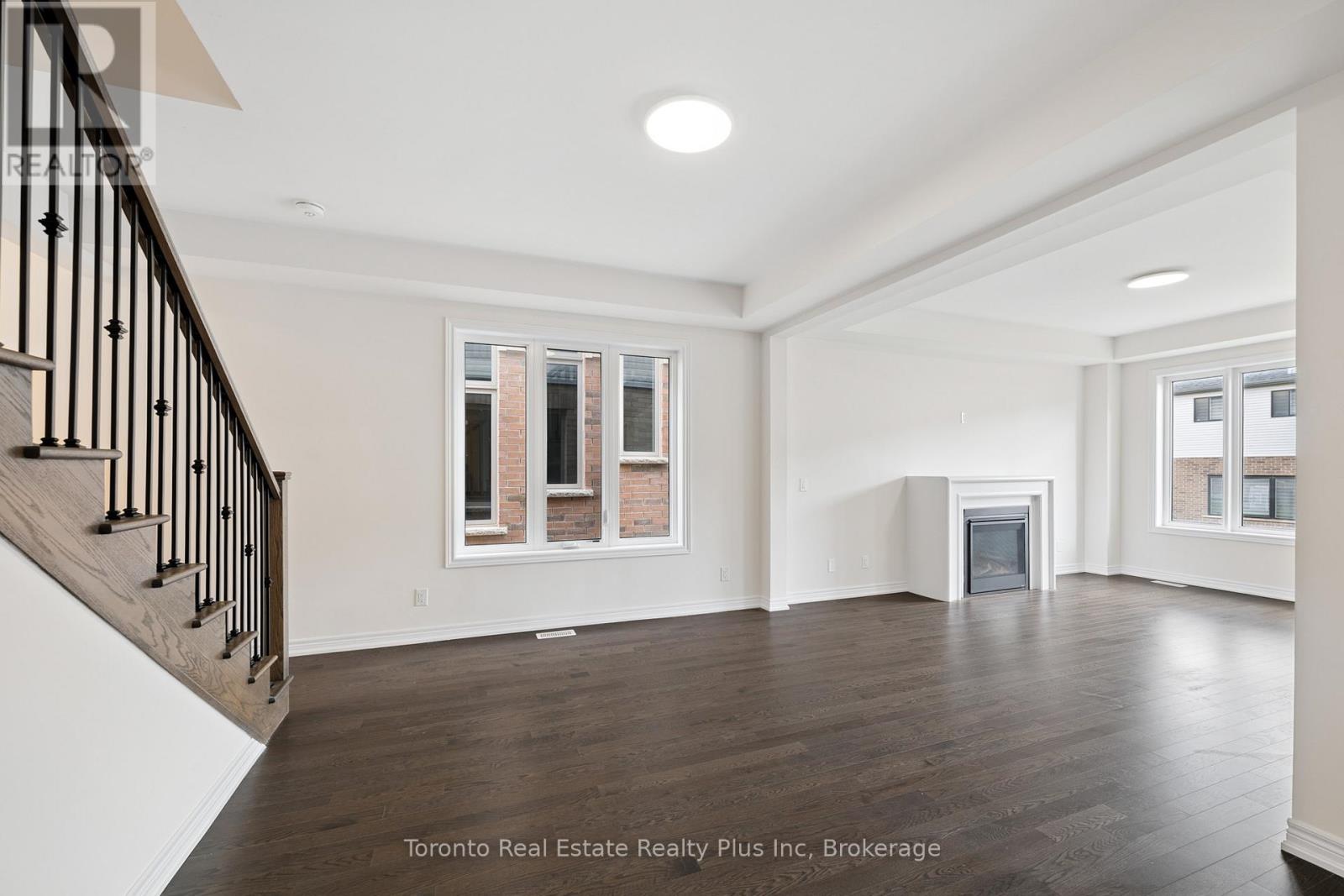 241 Broadacre Drive, Kitchener, Ontario  N2R 0S6 - Photo 8 - X13005378